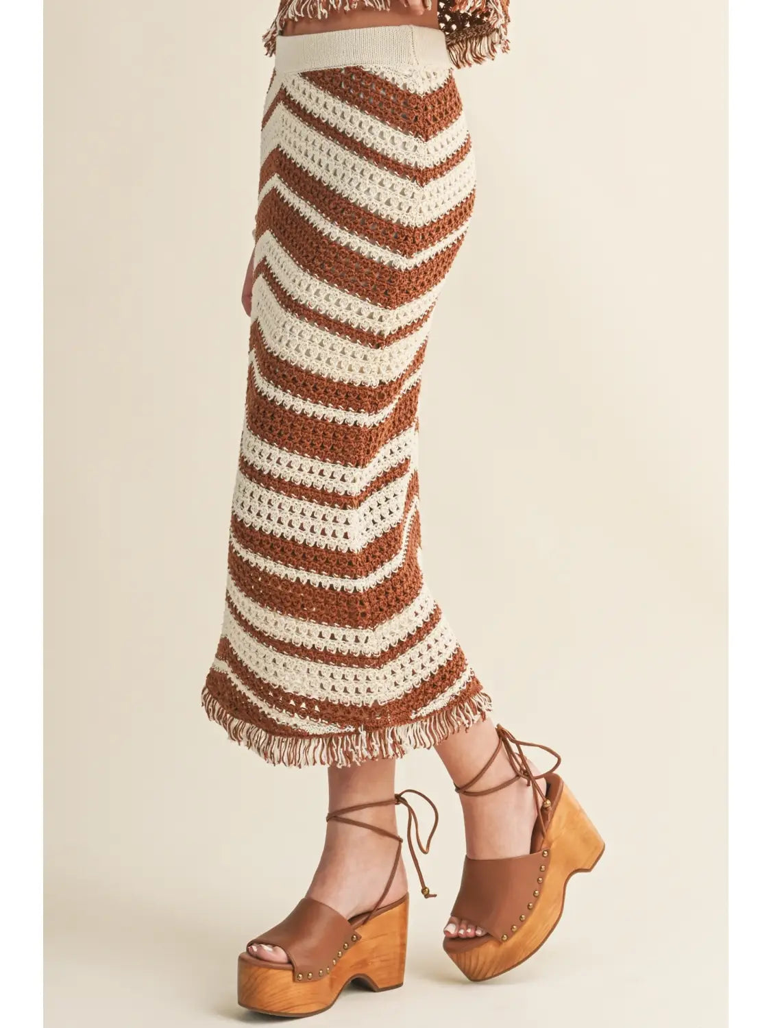 Color Blocked Knit Skirt