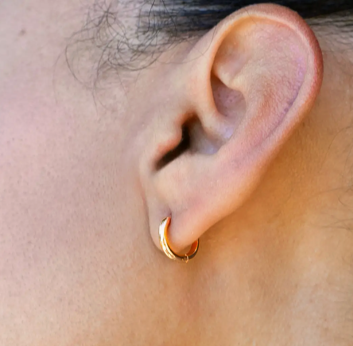 Everyday Huggie Hoops