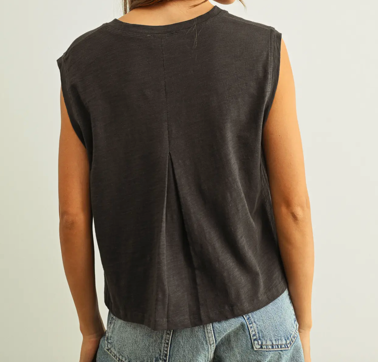 Round Neck Sleeveless Slub Top