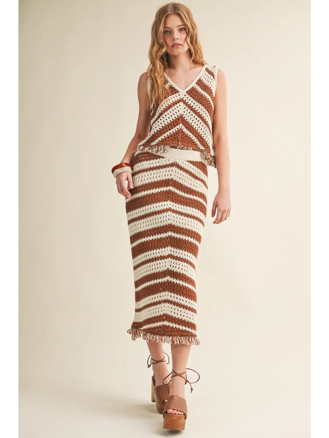 Color Blocked Knit Skirt