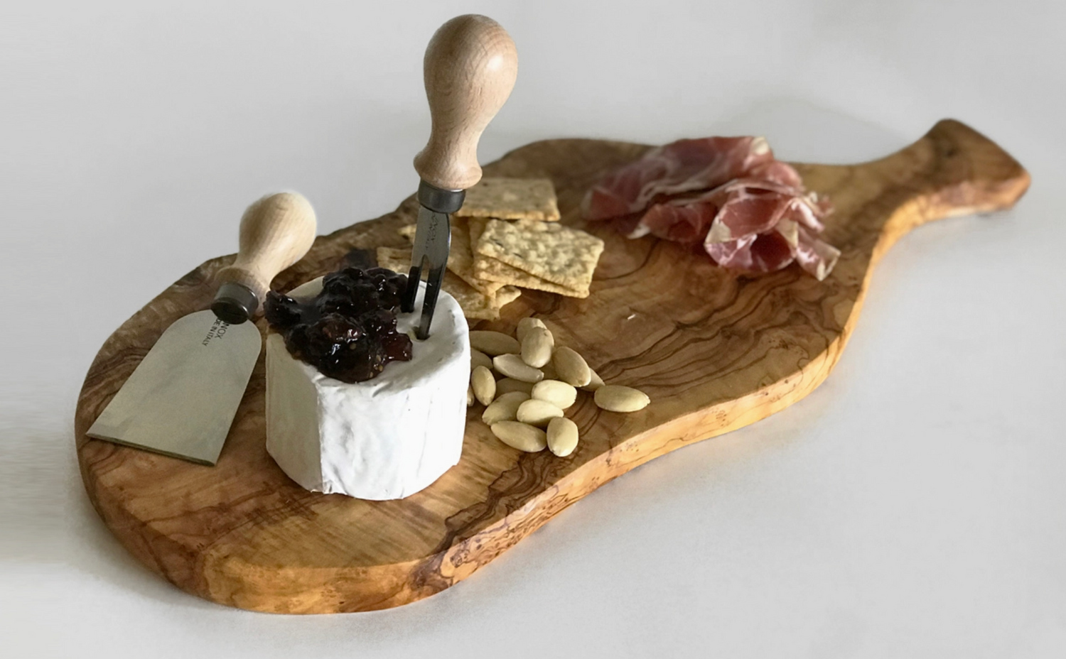 Italian Olivewood Cutting Board