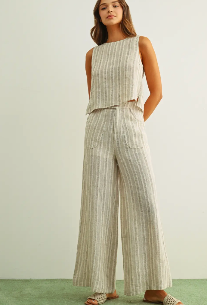 Linen Twist Back Top
