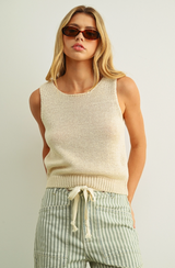Sleeveless Roundneck Knitted Top